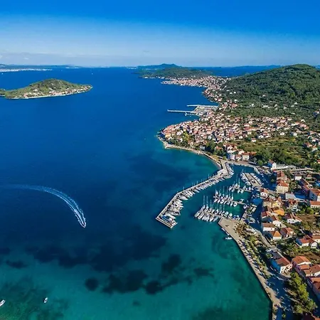 Appartement By The Sea Preko, Ugljan - 11914 *